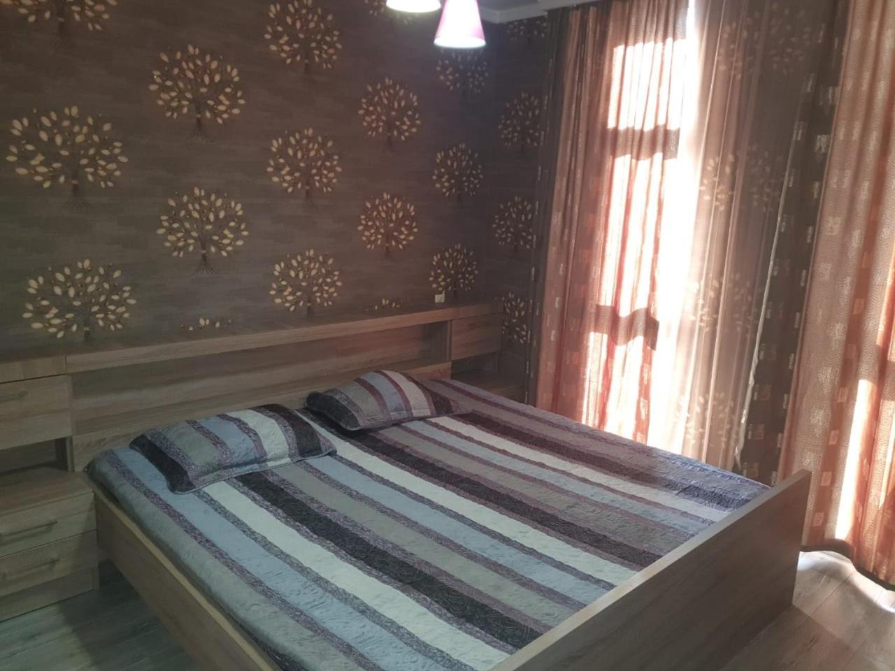Batumi Royal Apartments Екстериор снимка