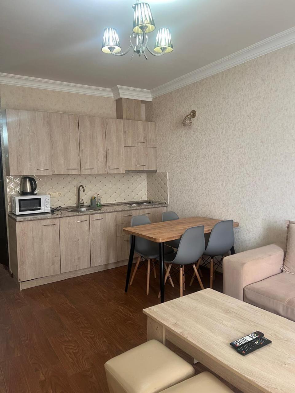 Batumi Royal Apartments Екстериор снимка